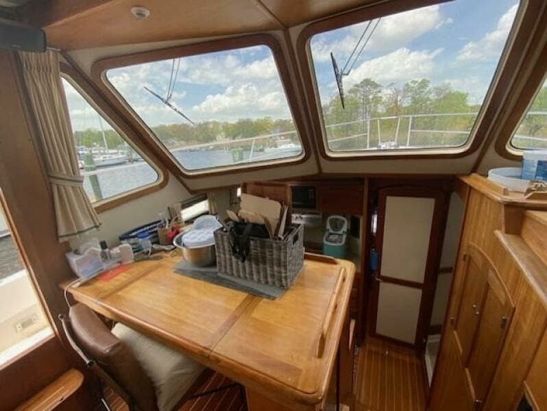 1999 Sabre 43 Fast Trawler