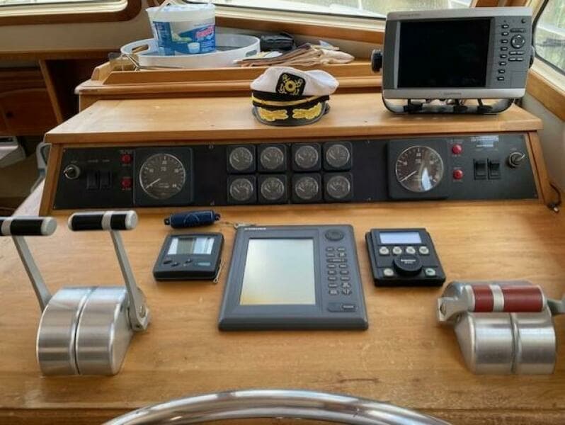 1999 Sabre 43 Fast Trawler