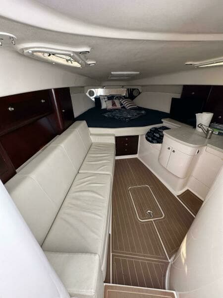 2002 Intrepid 377 Walkaround Cuddy