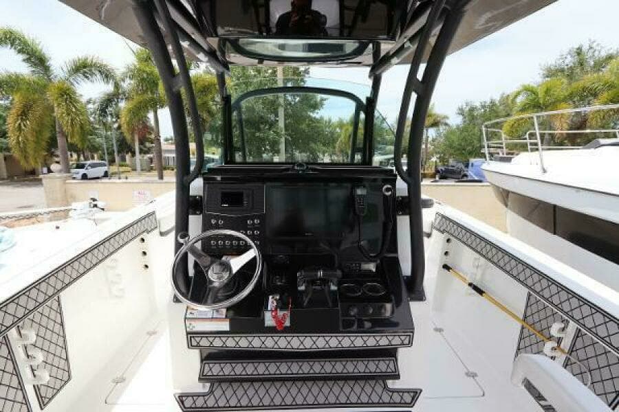 2020 Wellcraft 302 Fisherman