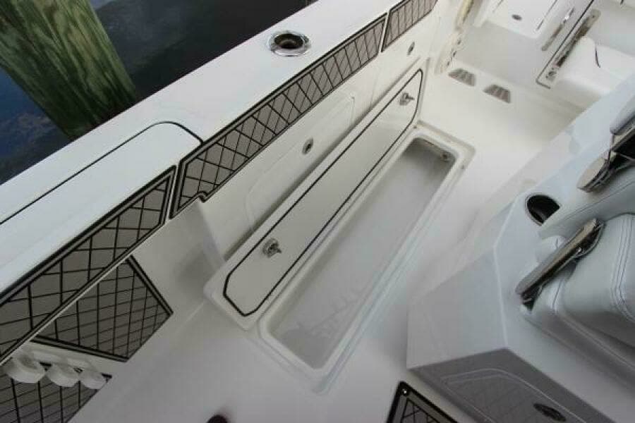 2020 Wellcraft 302 Fisherman