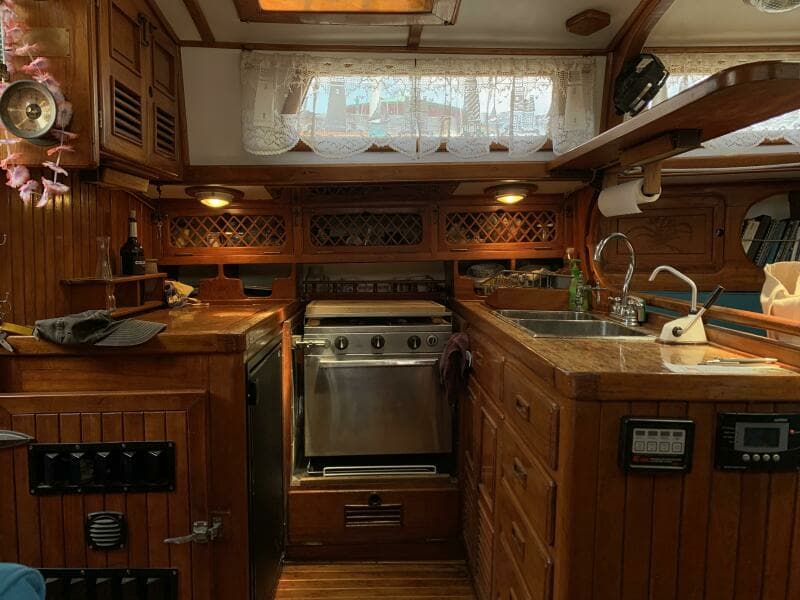 1979 Litton Perry 41