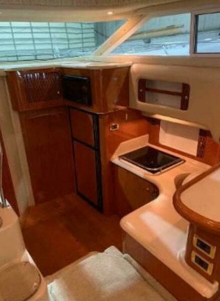 2001 Sea Ray 400 Sedan Bridge