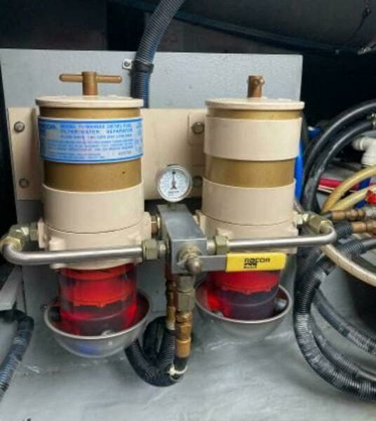 2001 Sea Ray 400 Sedan Bridge