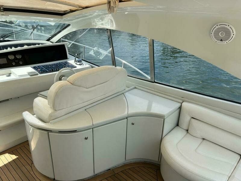 1999 Pershing 54