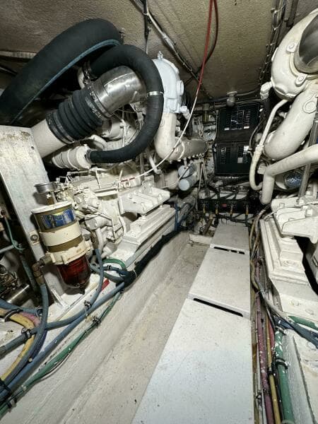 1992 Hatteras 50 Convertible