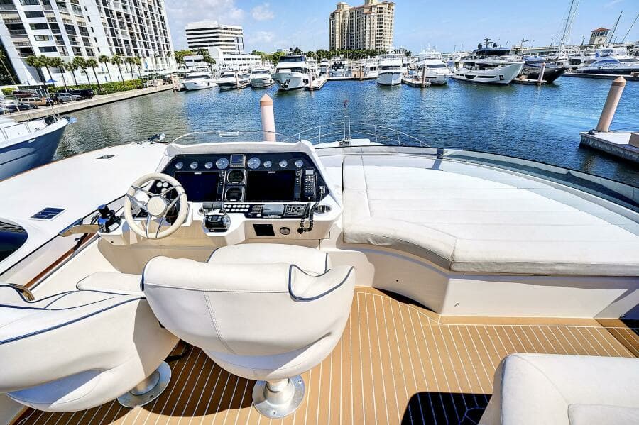 2017 Sunseeker 68 Sport Yacht