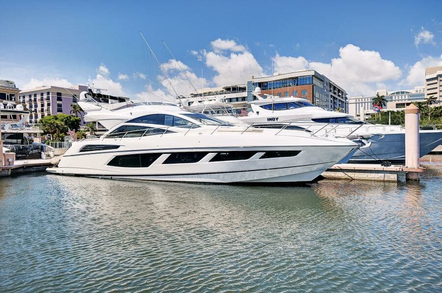 2017 Sunseeker 68 Sport Yacht
