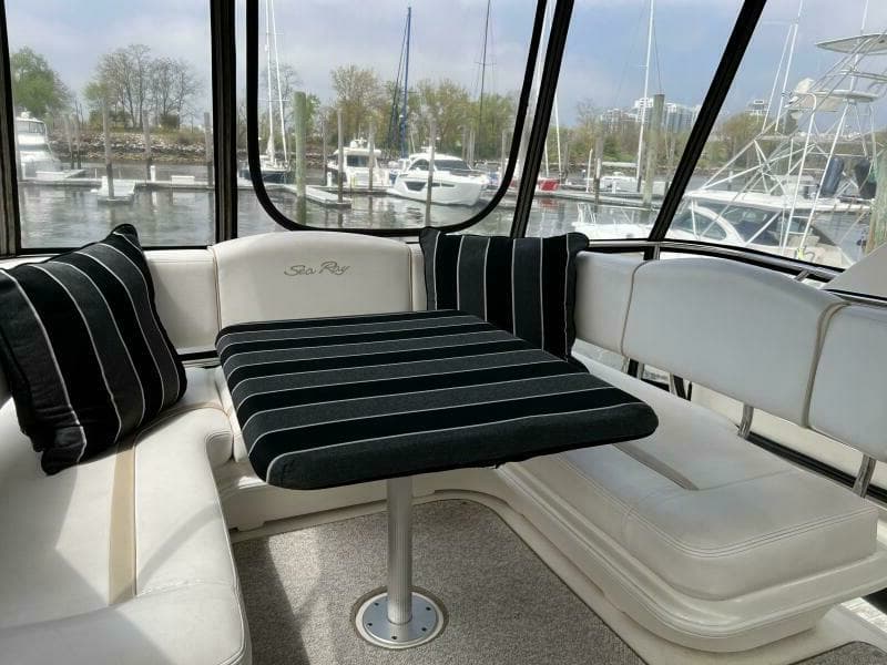 2009 Sea Ray 44 Sedan Bridge