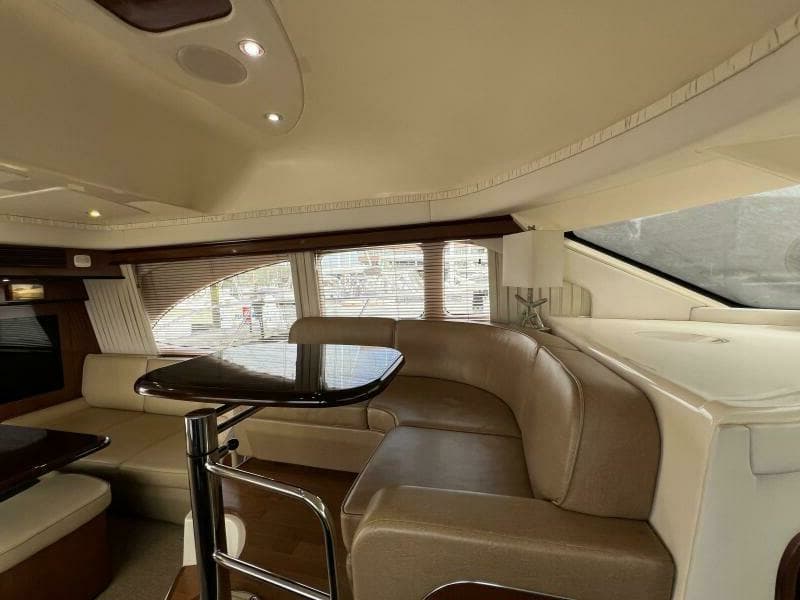 2009 Sea Ray 44 Sedan Bridge