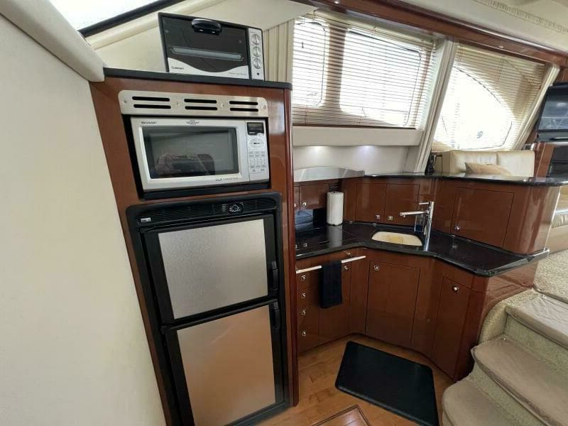 2009 Sea Ray 44 Sedan Bridge