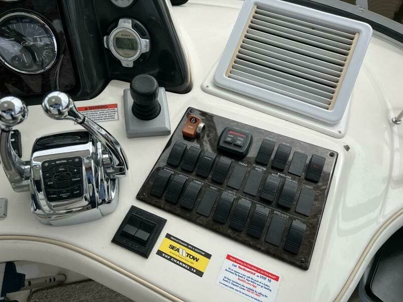 2009 Sea Ray 44 Sedan Bridge