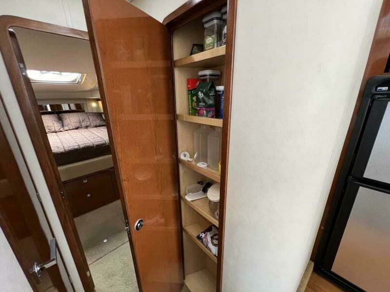 2009 Sea Ray 44 Sedan Bridge