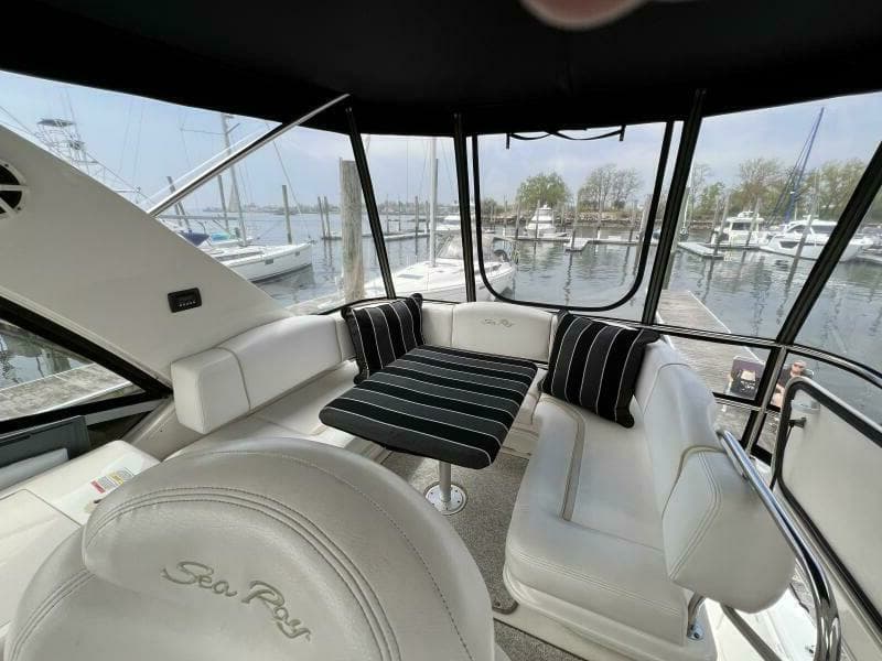 2009 Sea Ray 44 Sedan Bridge