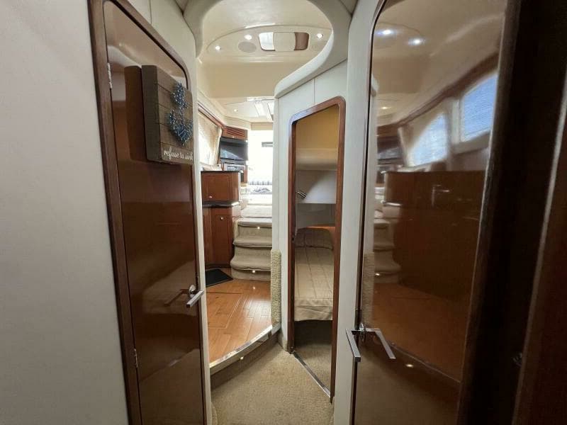 2009 Sea Ray 44 Sedan Bridge