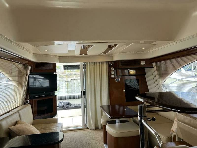 2009 Sea Ray 44 Sedan Bridge