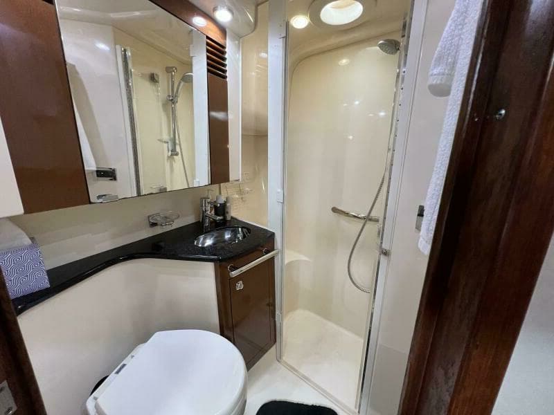 2009 Sea Ray 44 Sedan Bridge