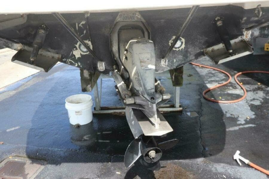 2006 Stingray 240 CS