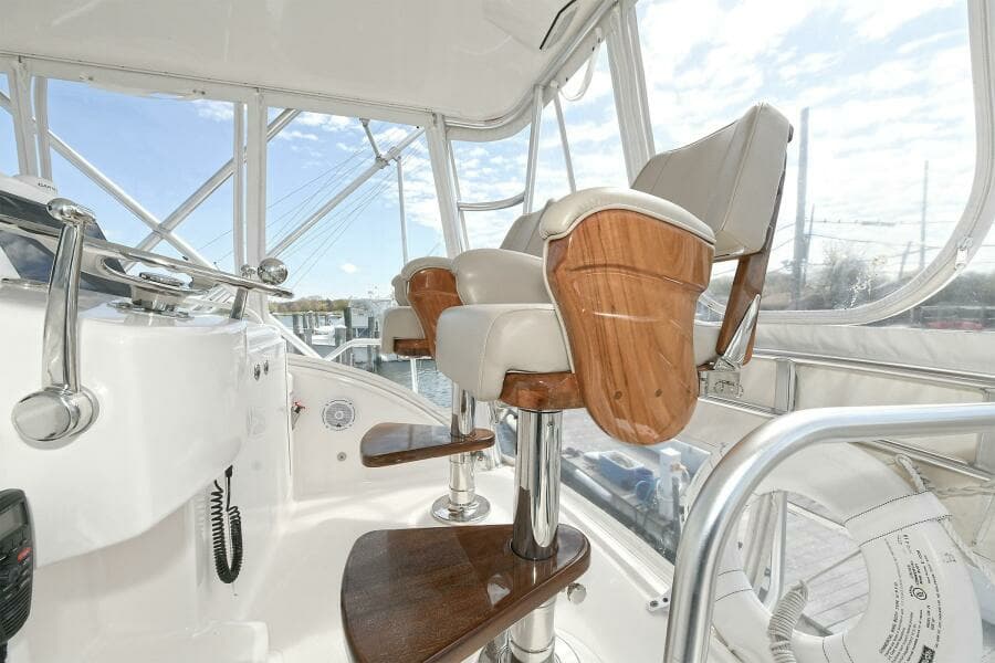 2017 Tiara Yachts 39 Convertible