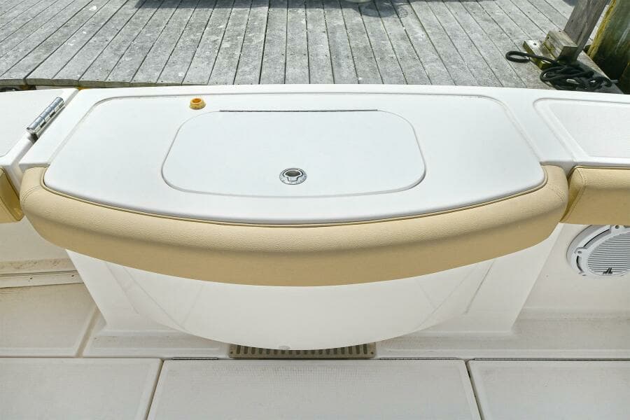 2017 Tiara Yachts 39 Convertible