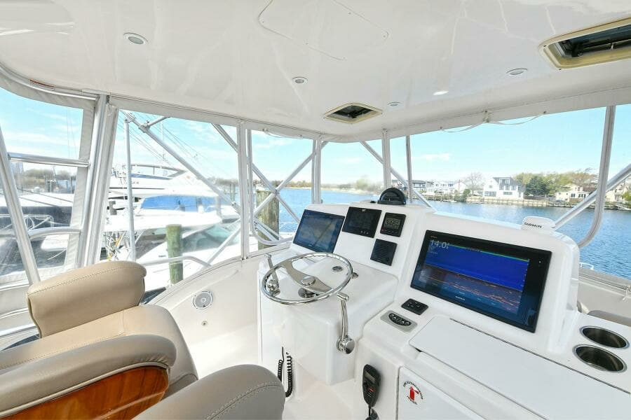 2017 Tiara Yachts 39 Convertible