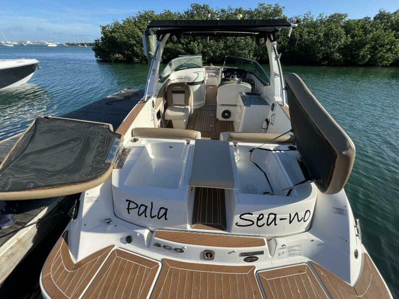 2012 Sea Ray 300 SLX