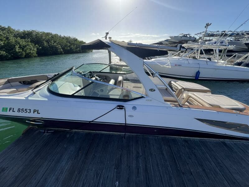 2012 Sea Ray 300 SLX