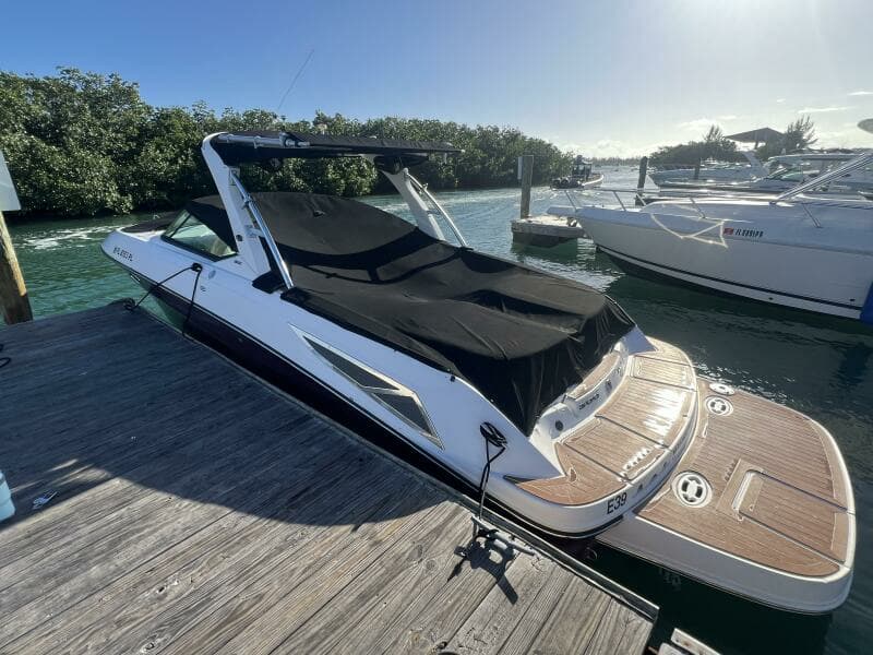 2012 Sea Ray 300 SLX