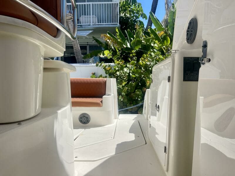2006 Cruisers Yachts 420 Express