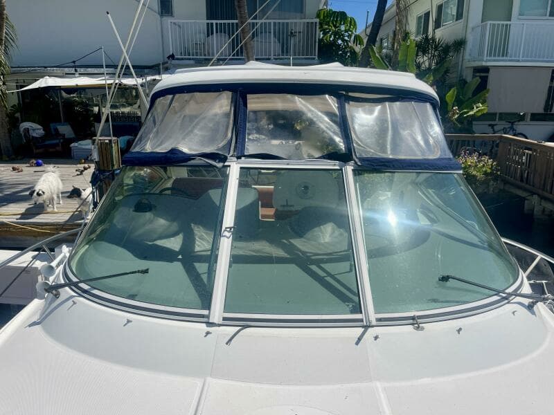 2006 Cruisers Yachts 420 Express