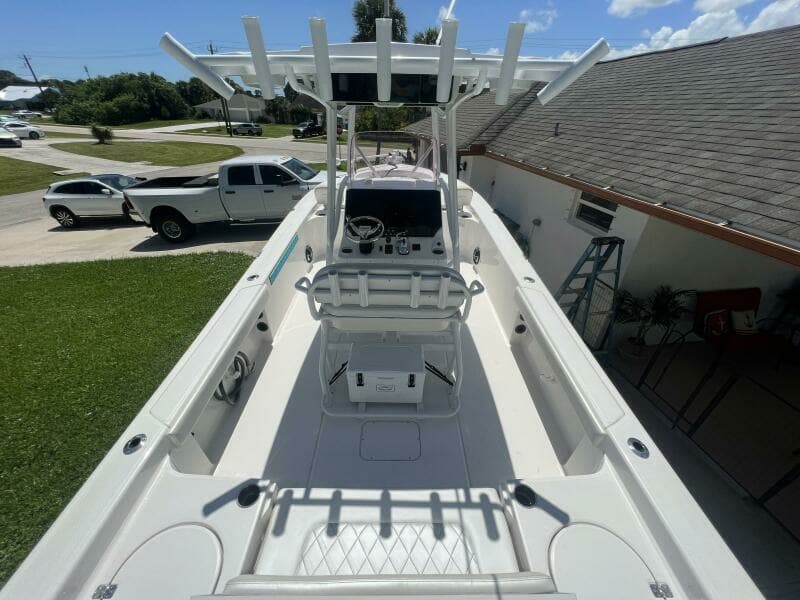 2019 Blue Wave 2800 Pure Hybrid