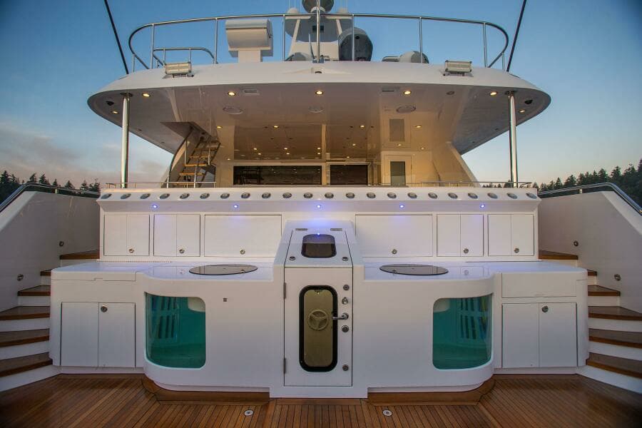 2019 115 Nordlund Expedition Yachtfisher 'Cazador' - Cockpit