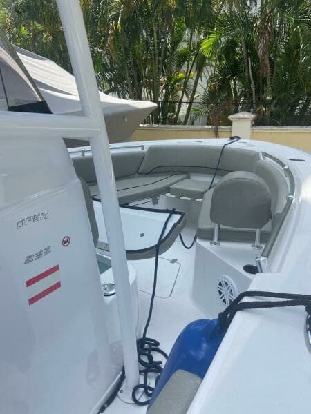 2022 Sportsman Open 232 Center Console