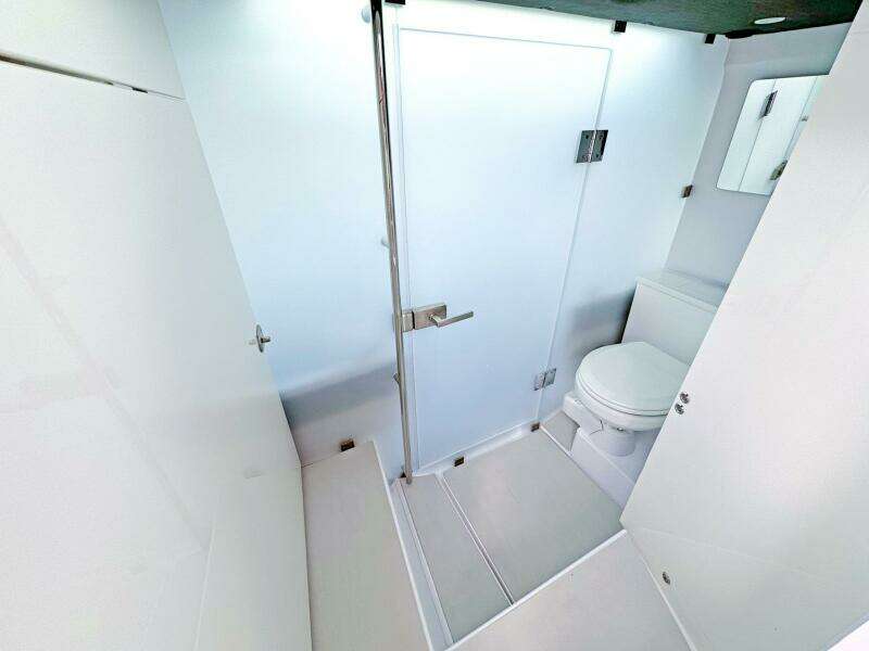 2024 Axopar 37XC CROSS CABIN