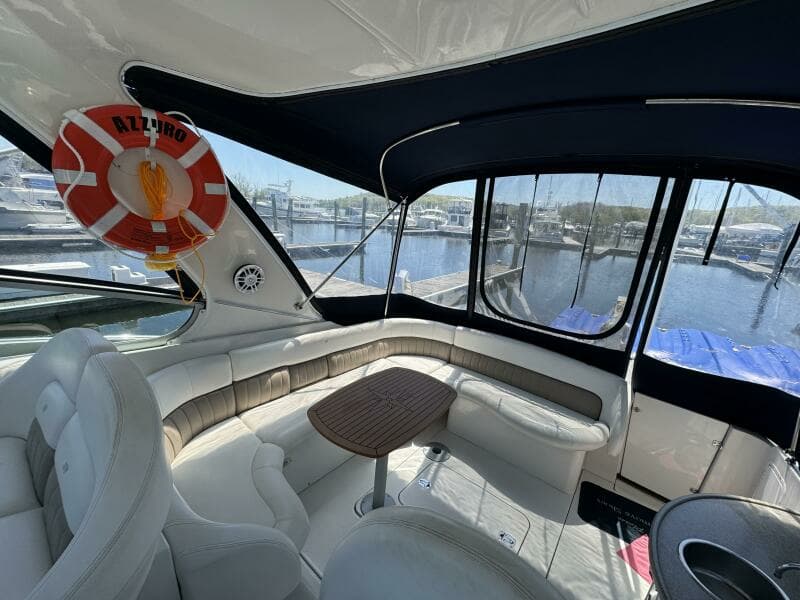 2005 Four Winns 378 Vista