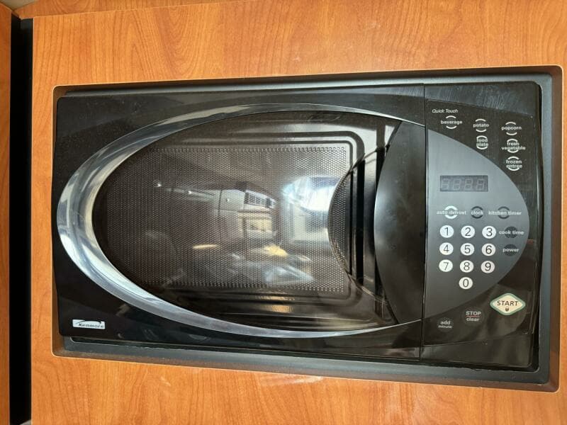 2005 Four Winns 378 Vista