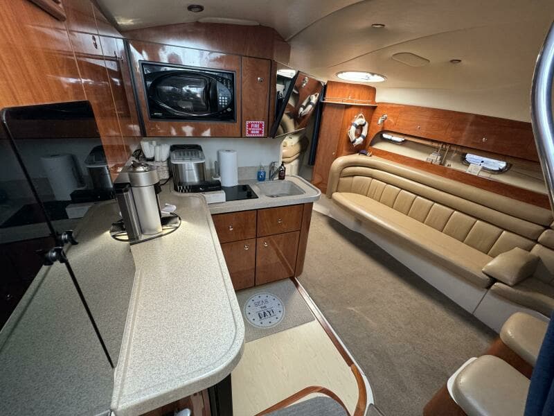 2005 Four Winns 378 Vista