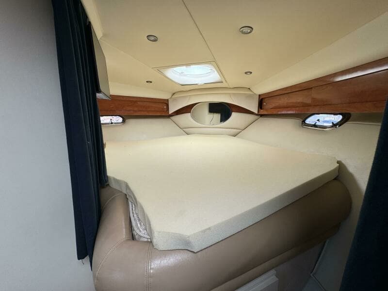 2005 Four Winns 378 Vista