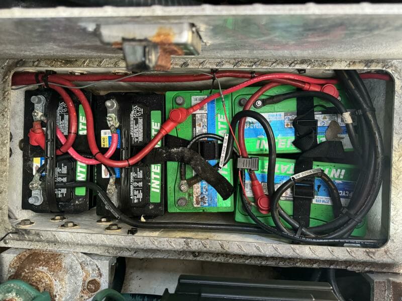 2005 Four Winns 378 Vista