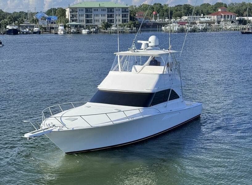 2006 45 Viking Convertible Port Bow