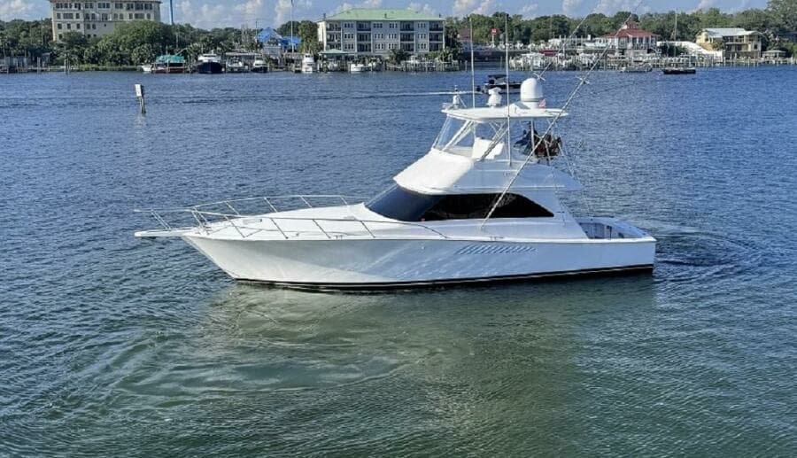 2006 45 Viking Convertible Port