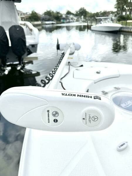 2020 Blue Wave 2800 Pure Hybrid