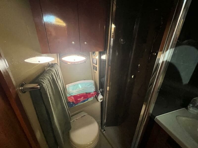 2011 Cruisers Yachts 415 MY