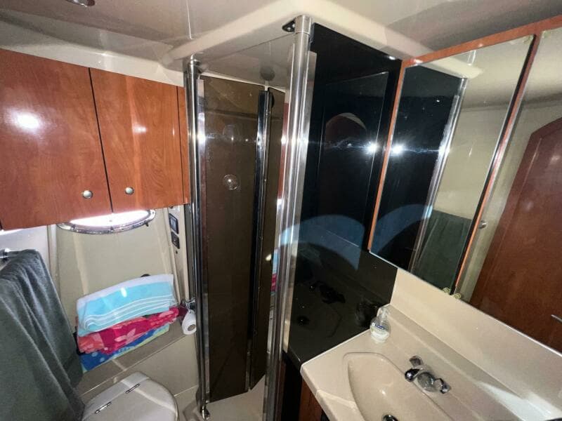 2011 Cruisers Yachts 415 MY