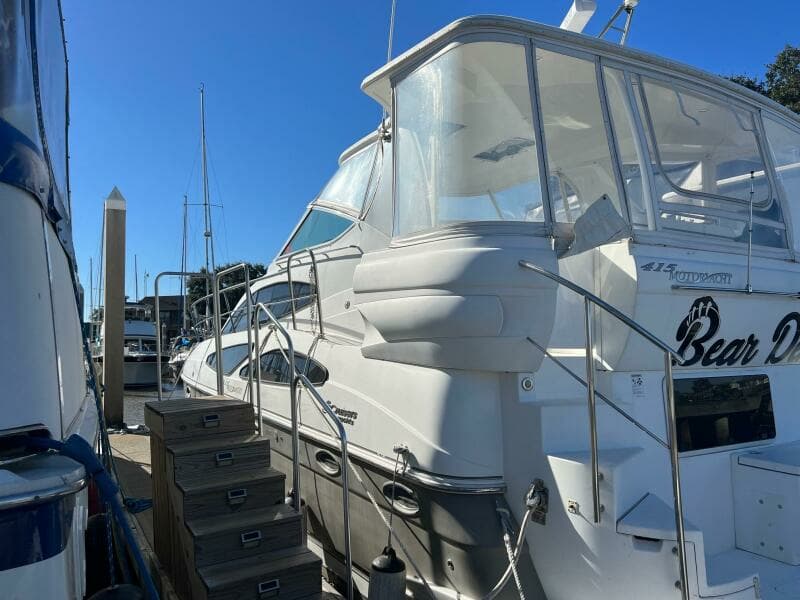 2011 Cruisers Yachts 415 MY