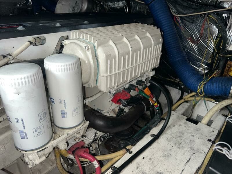 2011 Cruisers Yachts 415 MY