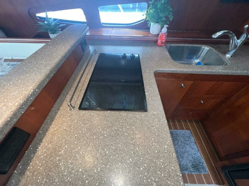 2011 Cruisers Yachts 415 MY