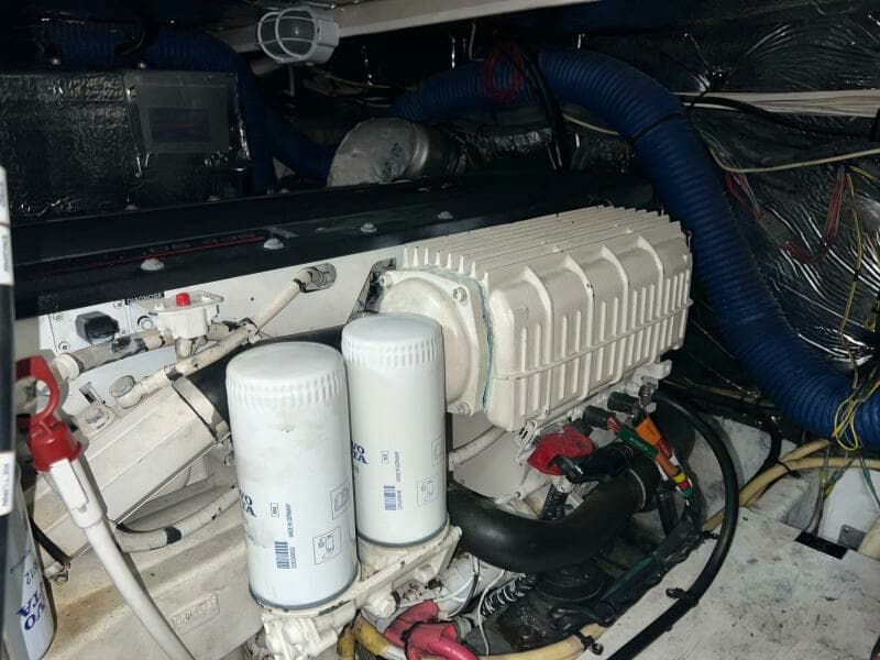 2011 Cruisers Yachts 415 MY