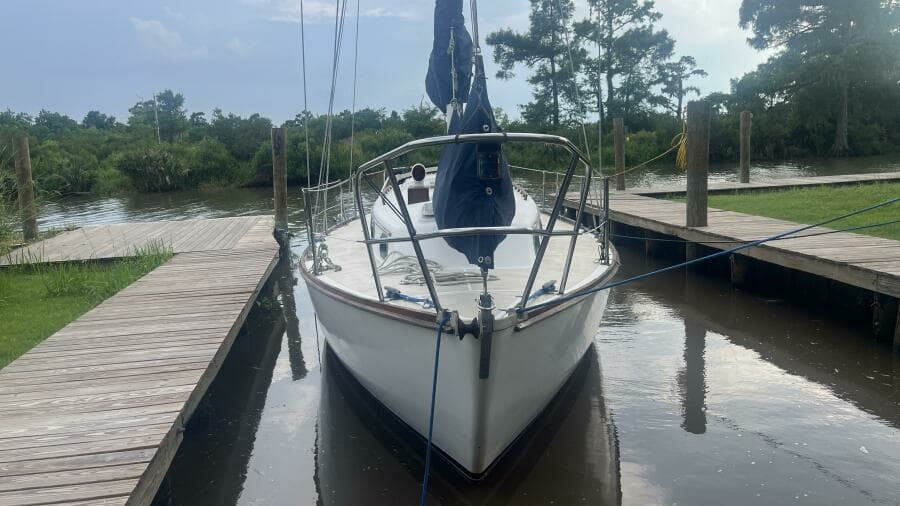 1981 Cape Dory 