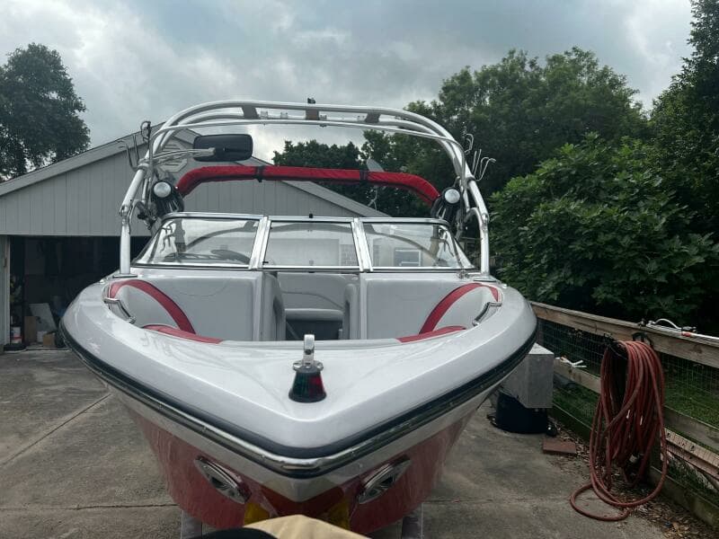 2005 Correct Craft Air Nautique 226